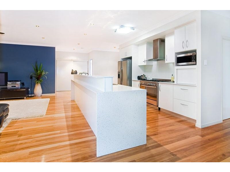 8 Nancy May Court, Daisy Hill QLD 4127