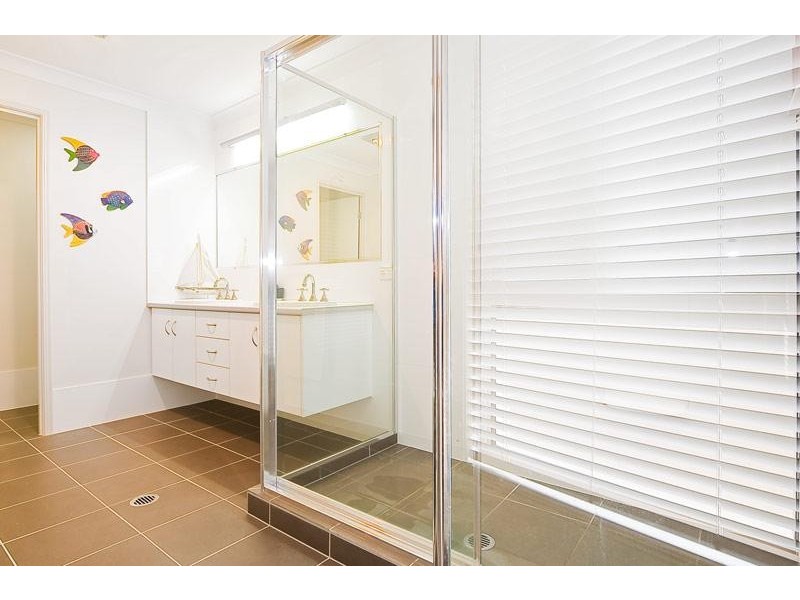 8 Nancy May Court, Daisy Hill QLD 4127