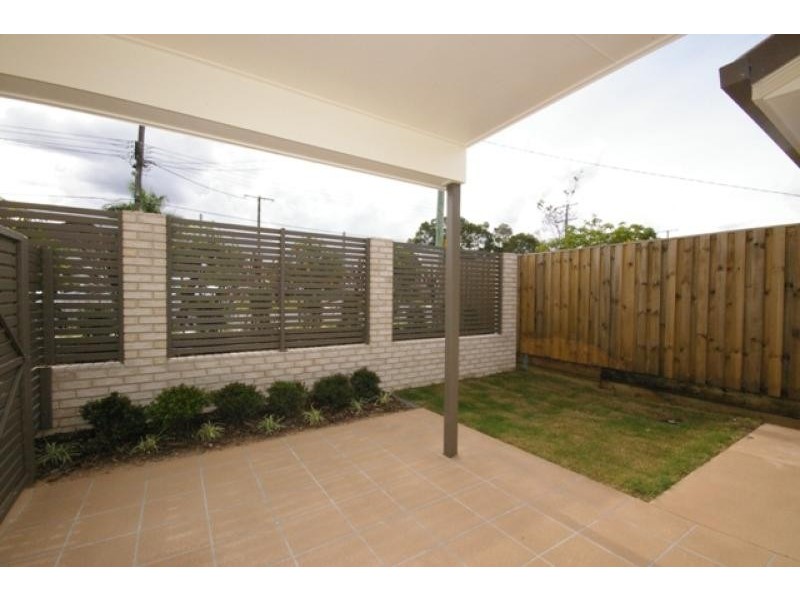 Unit 1,2,3/9 Springwood Street, Mount Gravatt QLD 4122