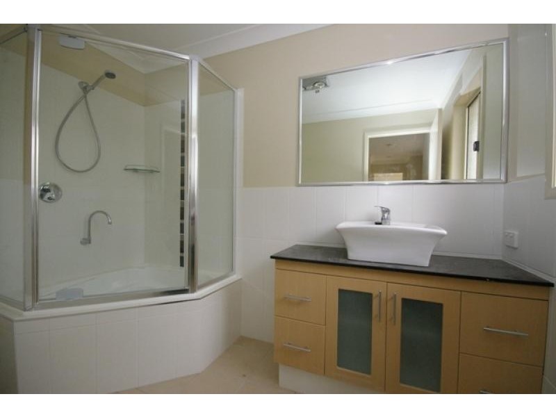 Unit 1,2,3/9 Springwood Street, Mount Gravatt QLD 4122