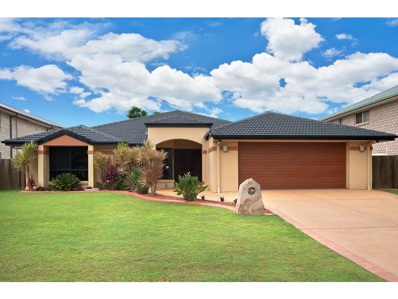 22 The Avenue, Windaroo QLD 4207