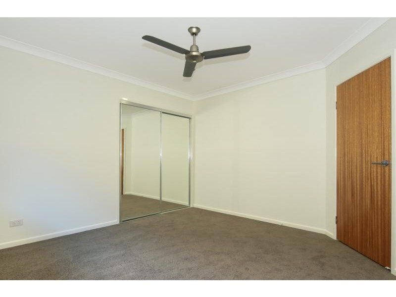 4 Clem Close, Daisy Hill QLD 4127