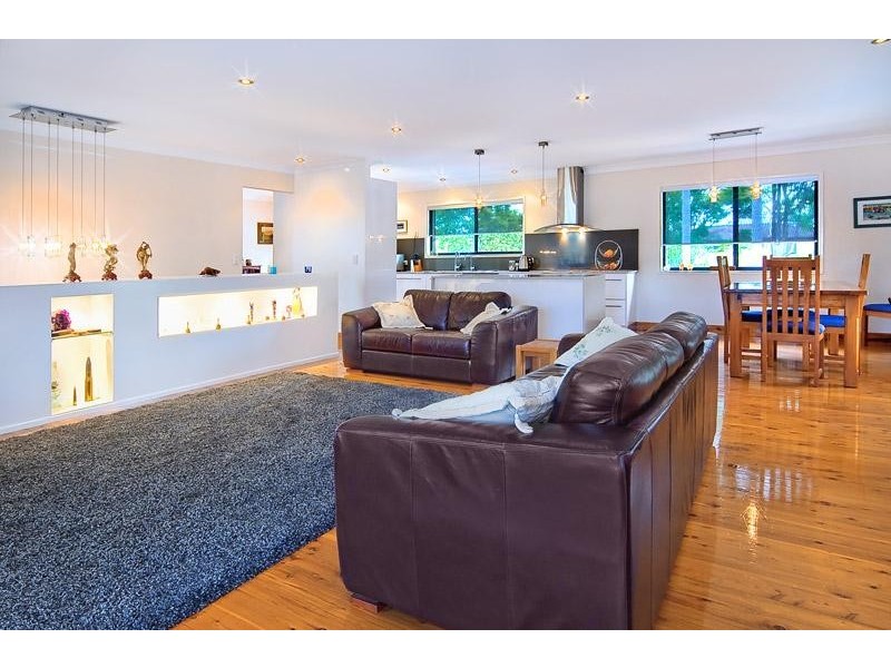 14 Dendron street, Shailer Park QLD 4128