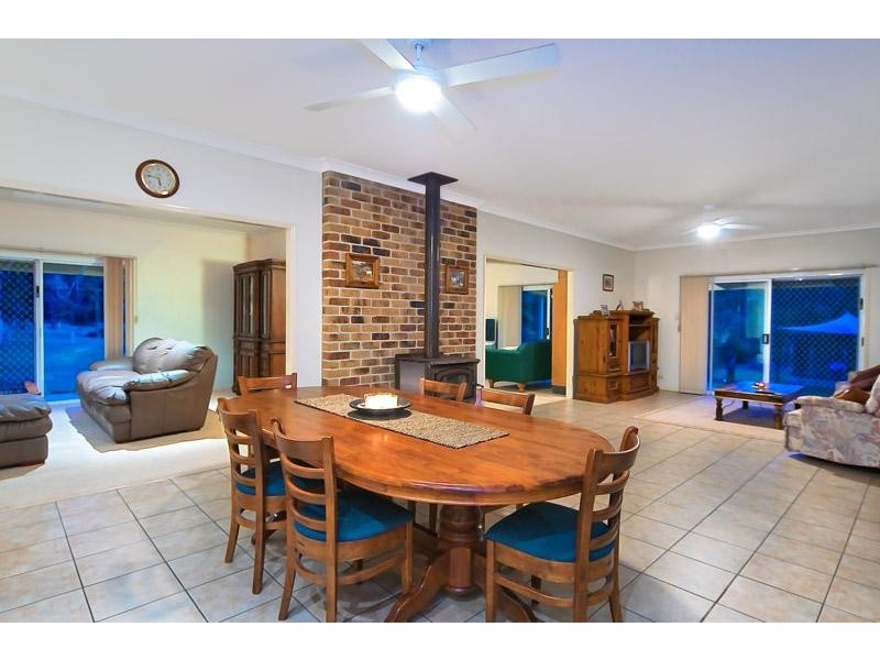 182 Stern Road, Carbrook QLD 4130