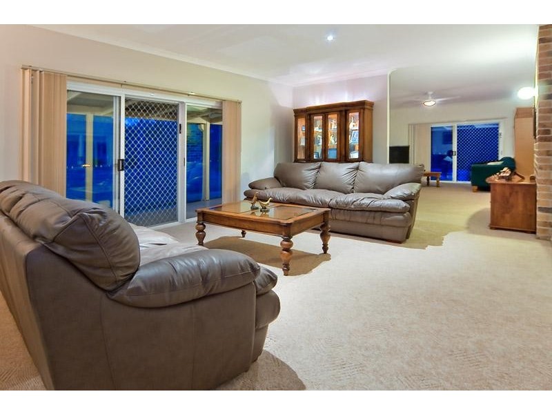 182 Stern Road, Carbrook QLD 4130