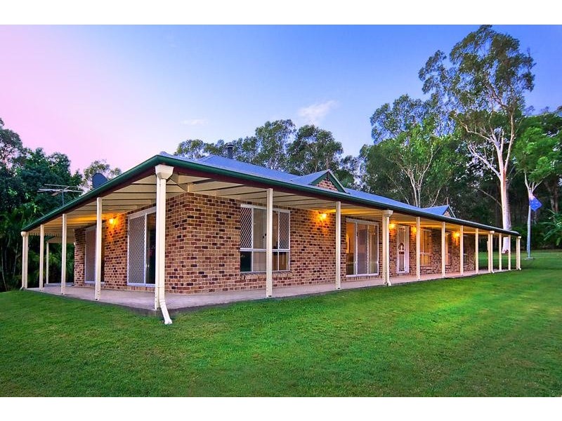 182 Stern Road, Carbrook QLD 4130