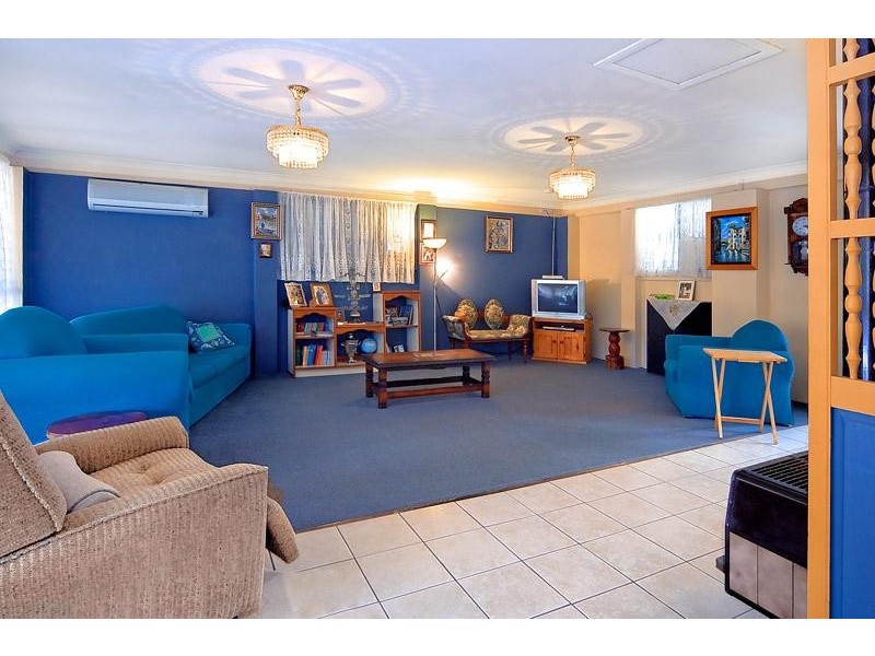 48 Lobelia Avenue, Daisy Hill QLD 4127