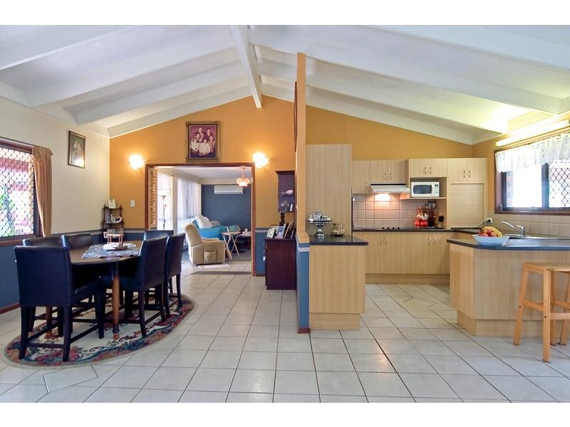 48 Lobelia Avenue, Daisy Hill QLD 4127