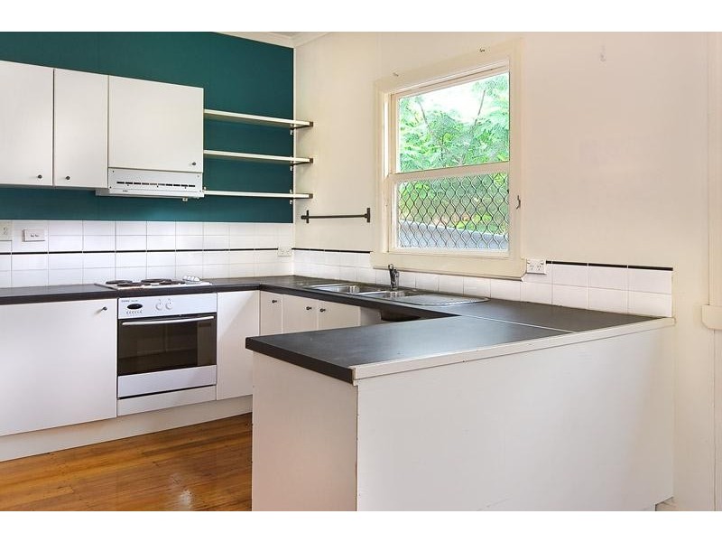 22 Laughlin Street, Kingston QLD 4114