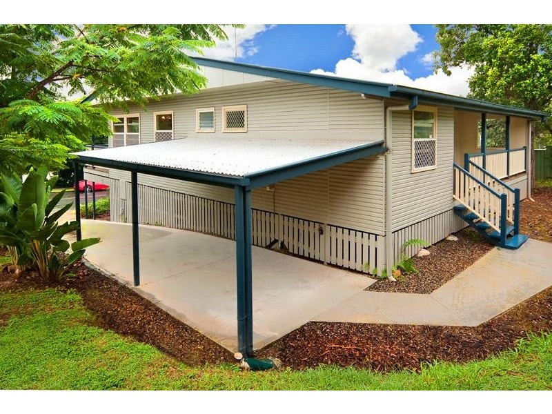 22 Laughlin Street, Kingston QLD 4114