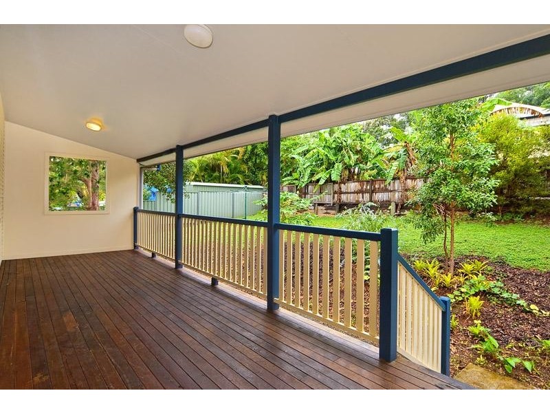 22 Laughlin Street, Kingston QLD 4114