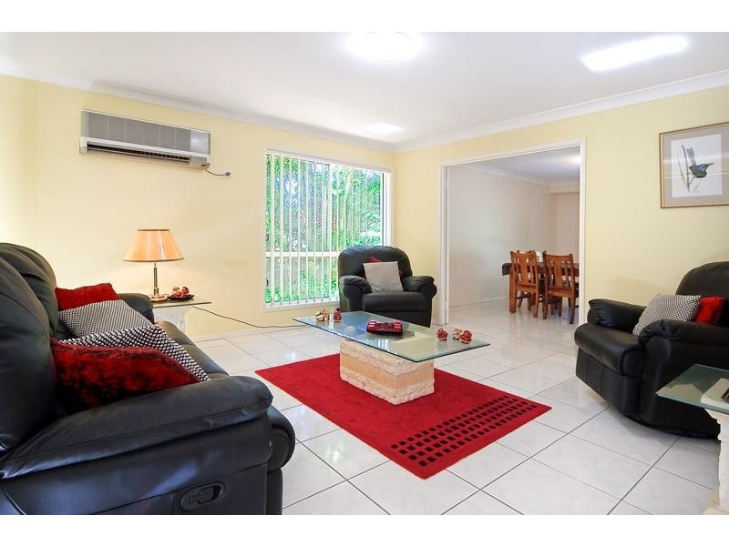 2 Gavin Way, Cornubia QLD 4130