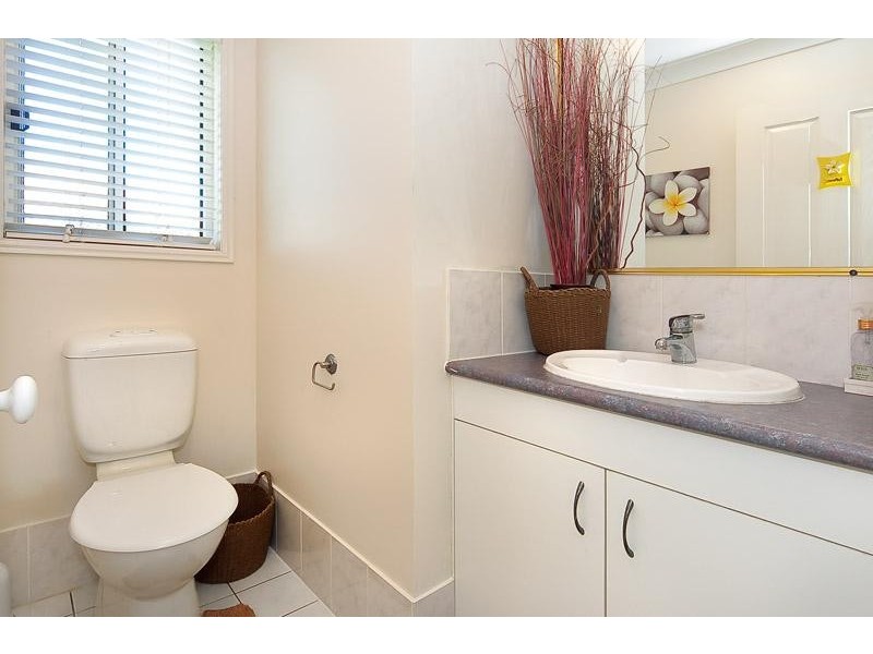 2 Gavin Way, Cornubia QLD 4130