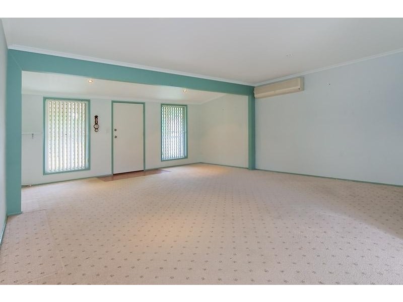 27 Coach Street, Slacks Creek QLD 4127