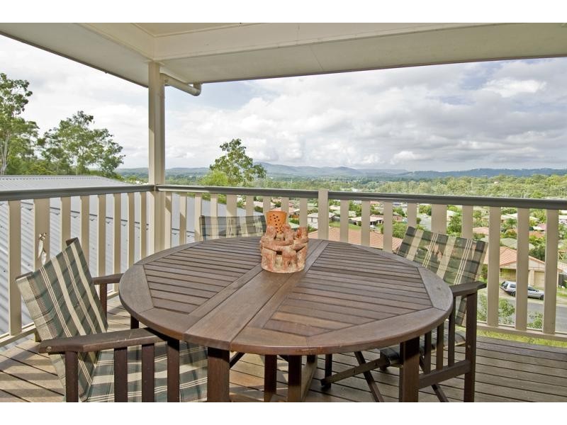 11 Hartwig Crescent, Mount Warren Park QLD 4207