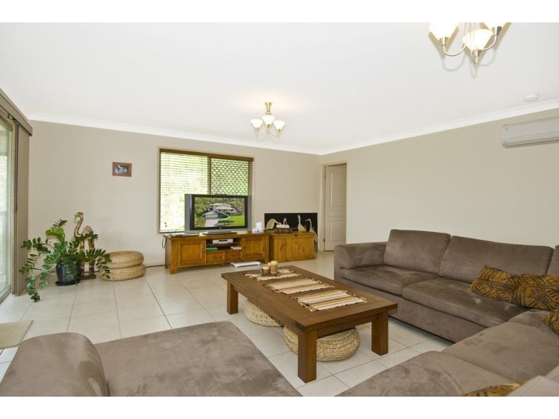 11 Hartwig Crescent, Mount Warren Park QLD 4207