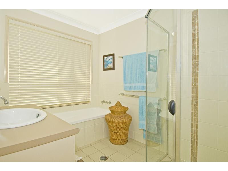 11 Hartwig Crescent, Mount Warren Park QLD 4207