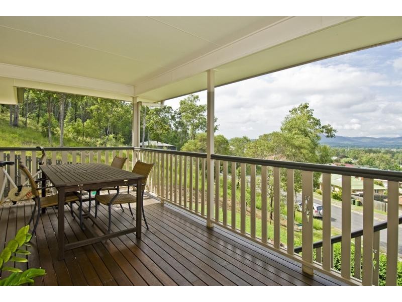 11 Hartwig Crescent, Mount Warren Park QLD 4207