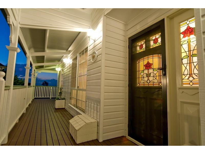 Edens Landing QLD 4207