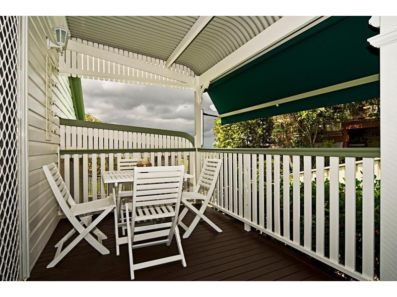 Edens Landing QLD 4207