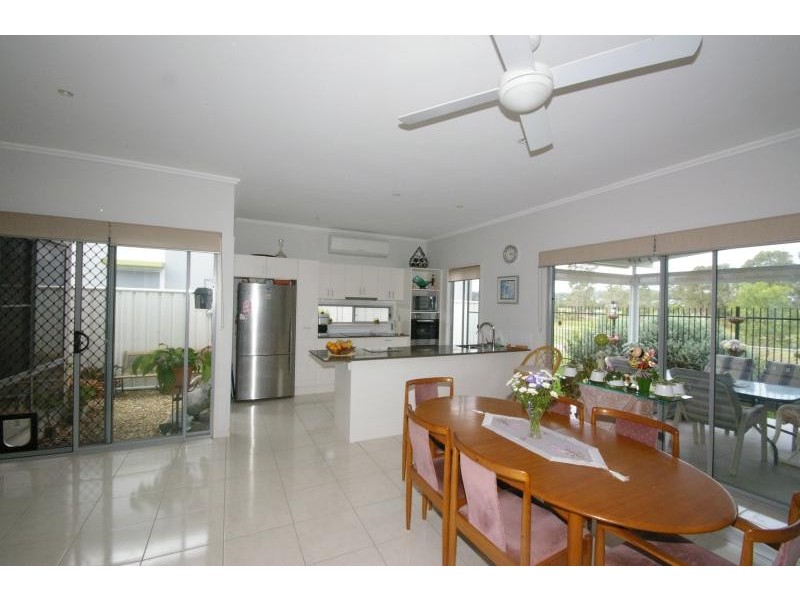 Unit 7/41 Radkie, Bethania QLD 4205