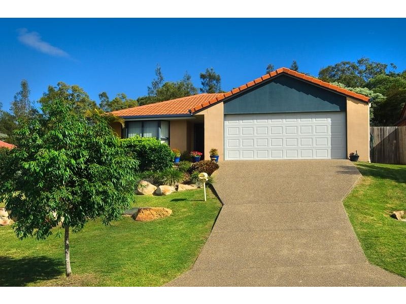 12 Mountain View Crescent, Mount Warren Park QLD 4207
