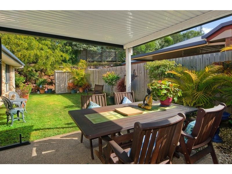 12 Mountain View Crescent, Mount Warren Park QLD 4207