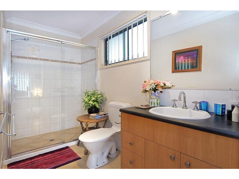 12 Mountain View Crescent, Mount Warren Park QLD 4207