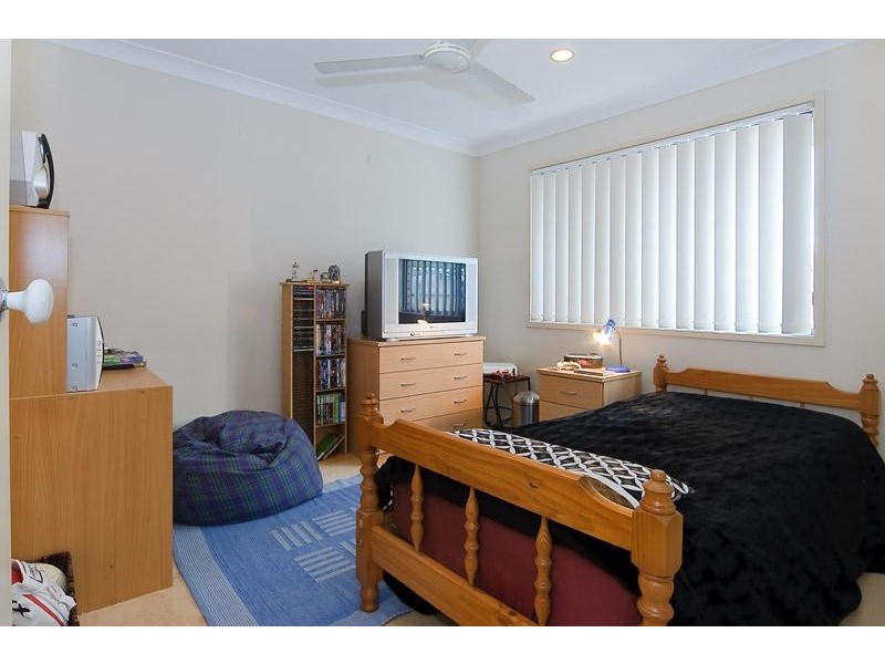 12 Mountain View Crescent, Mount Warren Park QLD 4207