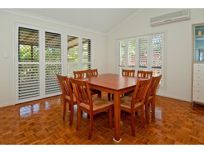 8 Heeler Court, Shailer Park QLD 4128