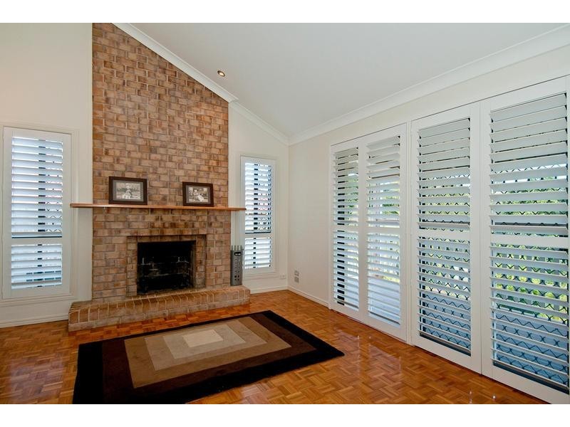 8 Heeler Court, Shailer Park QLD 4128