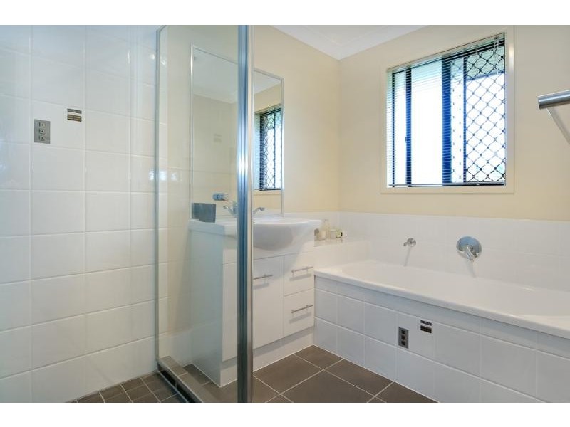 15 Easy Street, Loganholme QLD 4129