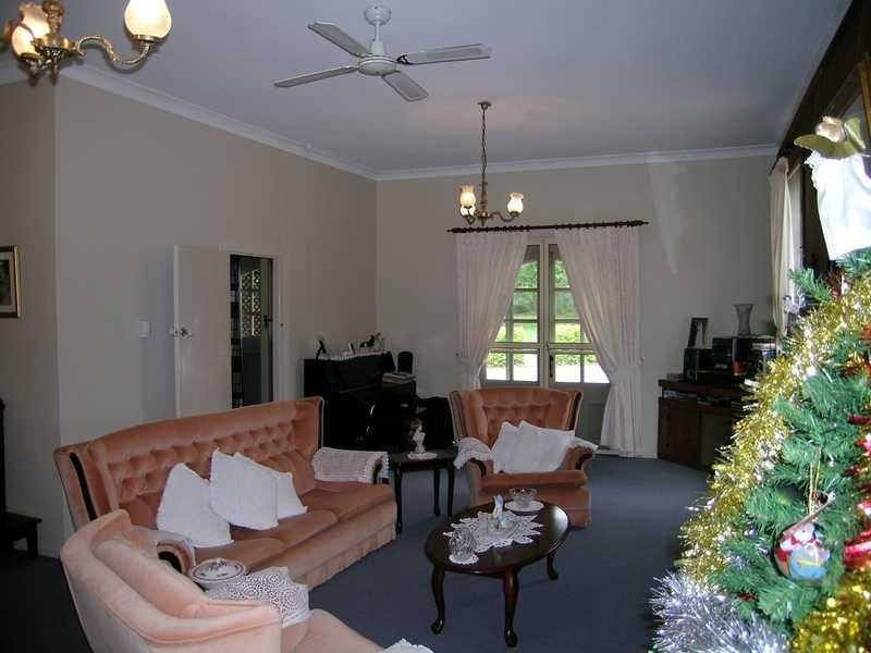 5 Logan Parade, Logan Reserve QLD 4133