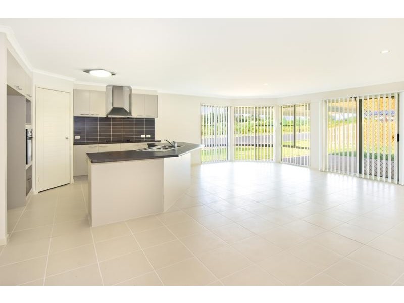 25 Daylesford Circuit, Ormeau QLD 4208