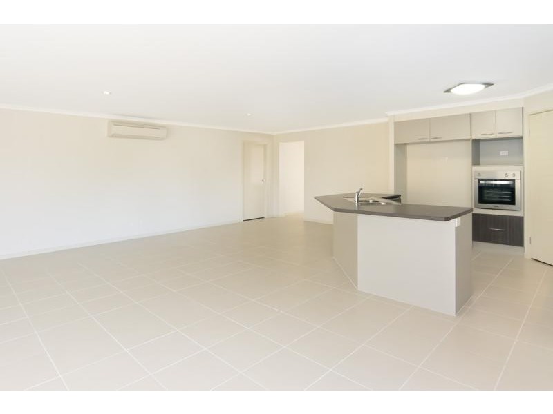 25 Daylesford Circuit, Ormeau QLD 4208