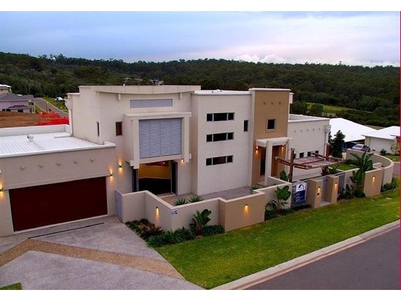26 Dennis Vale Drive, Daisy Hill QLD 4127