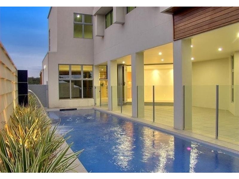26 Dennis Vale Drive, Daisy Hill QLD 4127