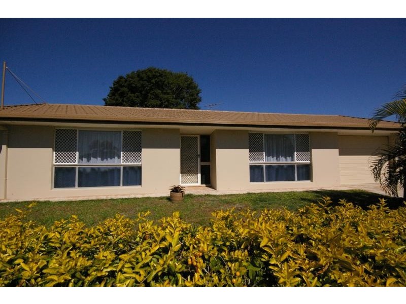 17 Magnolia Pde, Victoria Point QLD 4165