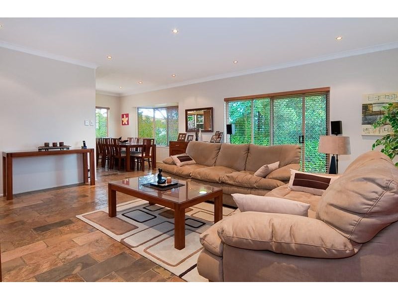 49 Cowra Street, Tanah Merah QLD 4128