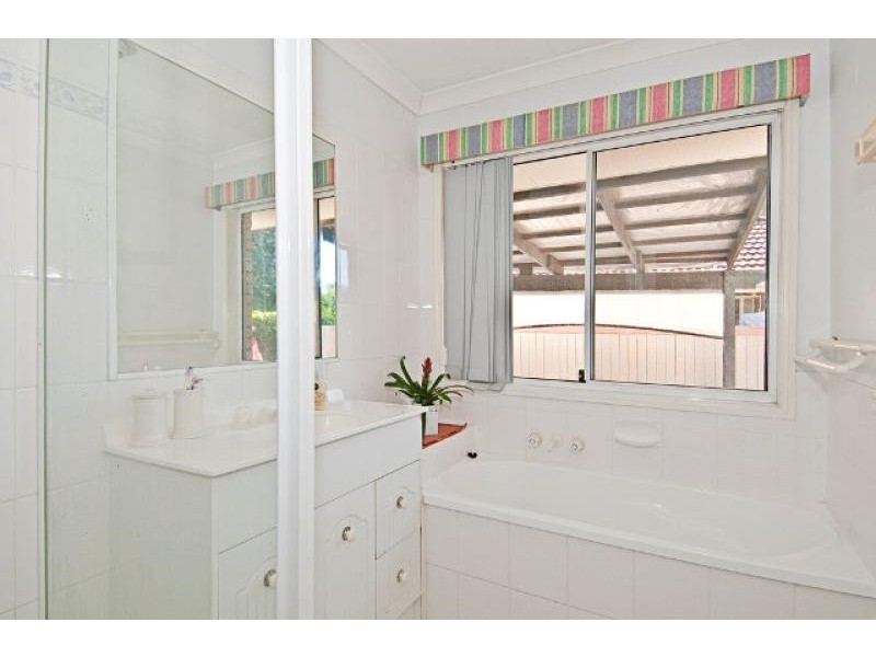 42 Lansdown Road, Waterford West QLD 4133