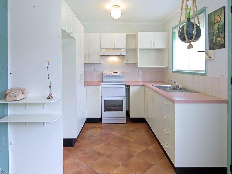 27 Coach Street, Slacks Creek QLD 4127