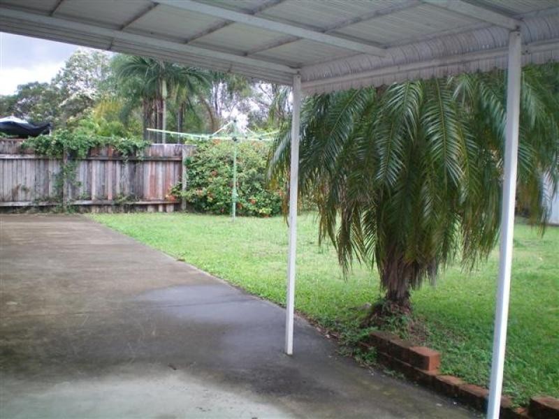 10 Farrington Ct, Daisy Hill QLD 4127