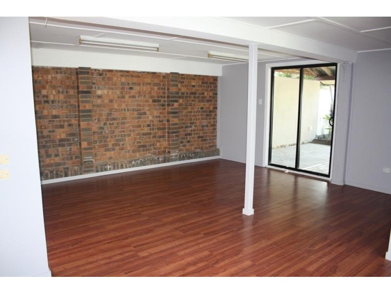 1 Atlantic Drive, Loganholme QLD 4129