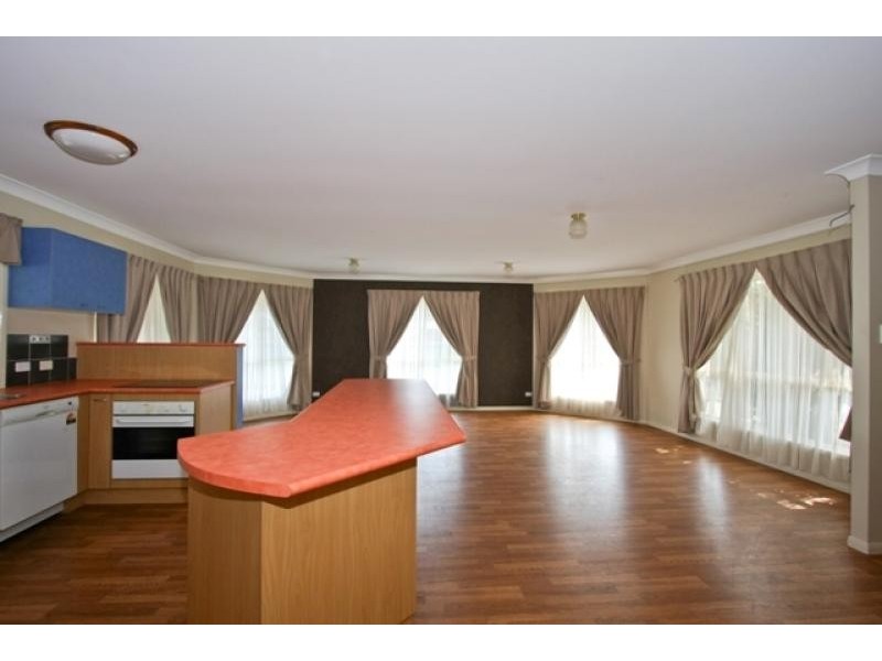 36 Tansey Drive, Tanah Merah QLD 4128