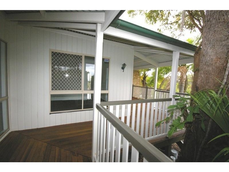 5 Bayview Drive, Tanah Merah QLD 4128