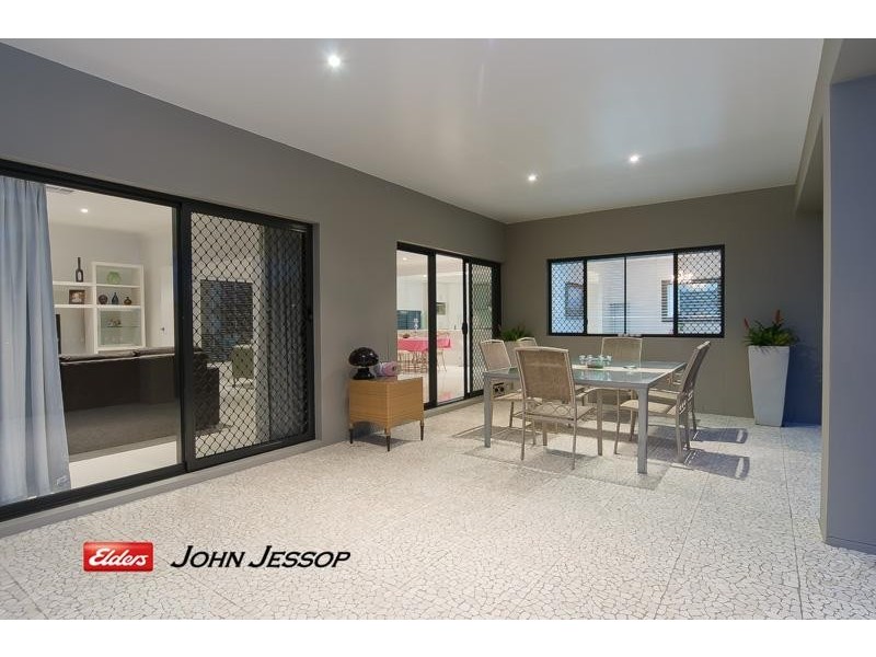15 Hester Street, Shailer Park QLD 4128