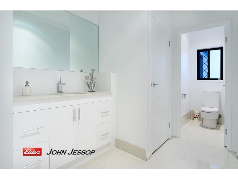 15 Hester Street, Shailer Park QLD 4128