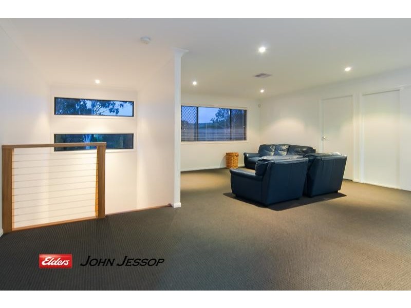 15 Hester Street, Shailer Park QLD 4128