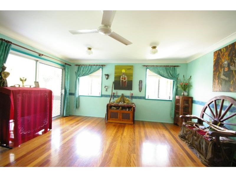 35-37 Leslie Pde, Slacks Creek QLD 4127