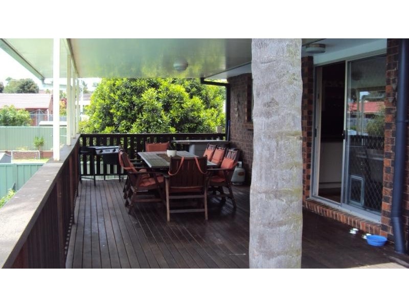 26 Village Drive, Daisy Hill QLD 4127